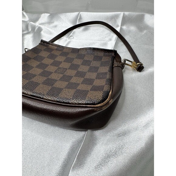 Vintage Louis Vuitton Damier Ebene Truth Makeup Pouch N51982 - Picture 3 of 15